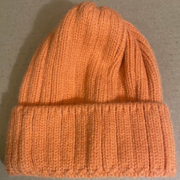 Hat Attack Revolve Color Story Knit Beanie Acrylic Cozy Comfy Warm Orange NWT - Picture 5 of 8
